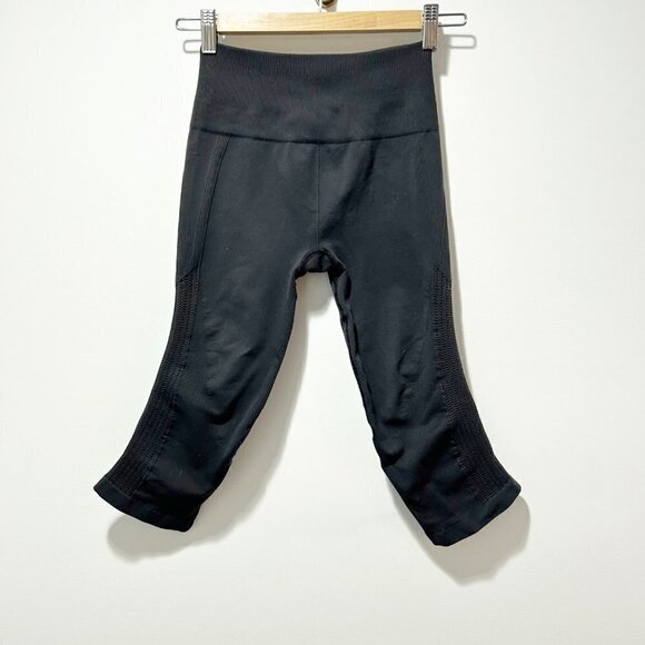Lululemon Flow and Go Cropped Leggings Size 4 Black Yoga Workout - Picture 1 of 11
